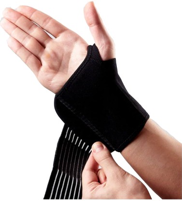 Wrist Brace / 552